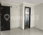 thumbnail-rumah-rapih-siap-huni-di-kebayoran-bintaro-sektor-7-7139-4